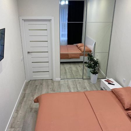 Люкс Апартаменти.Новобудова.Центр.Жк Театральний Rivne Extérieur photo